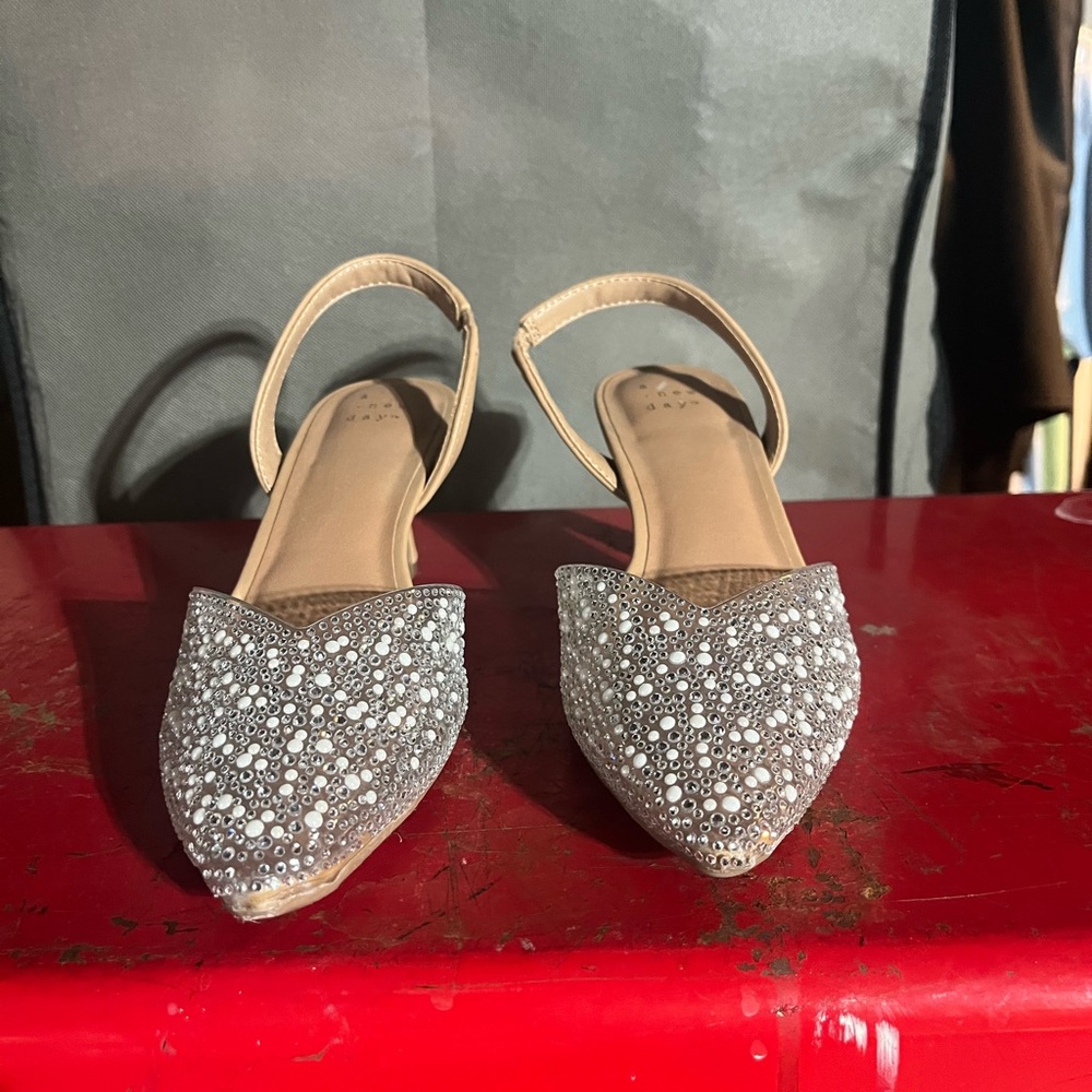 Elegant Women's Embellished Tan kitten heels